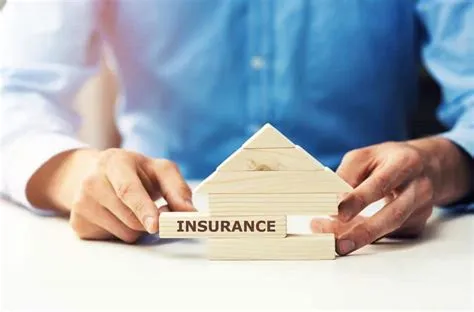 Navigating the World of Small Business Insurance: A Simple Guide